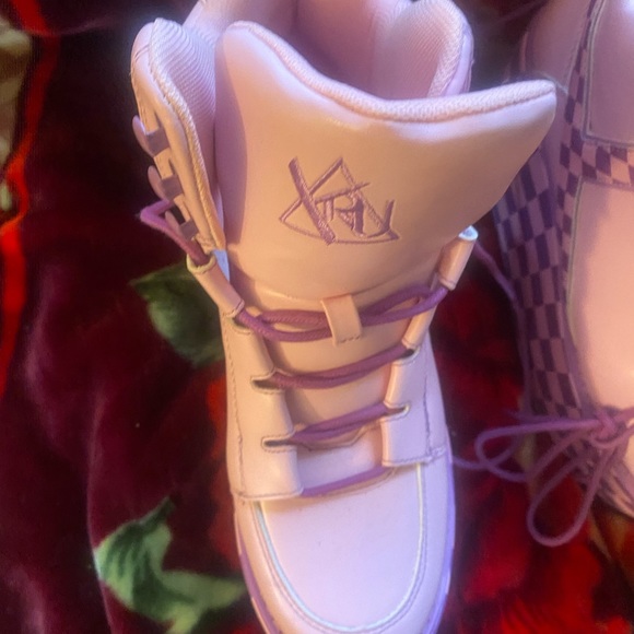 YRU QOZMO Pastel Platform - Picture 4 of 4